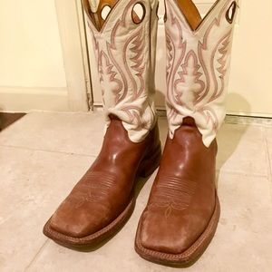 Justin Square Toe Boots